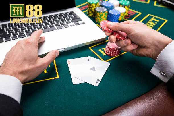 Liên hệ link M88 giải đáp thắc mắc